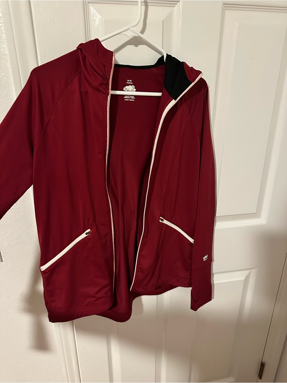 Women’s Burgundy Zip-Up Hoodie Jacket